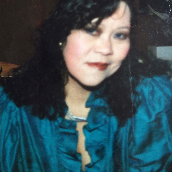 Meet your Posher, Inicita - Picture 4 of 5